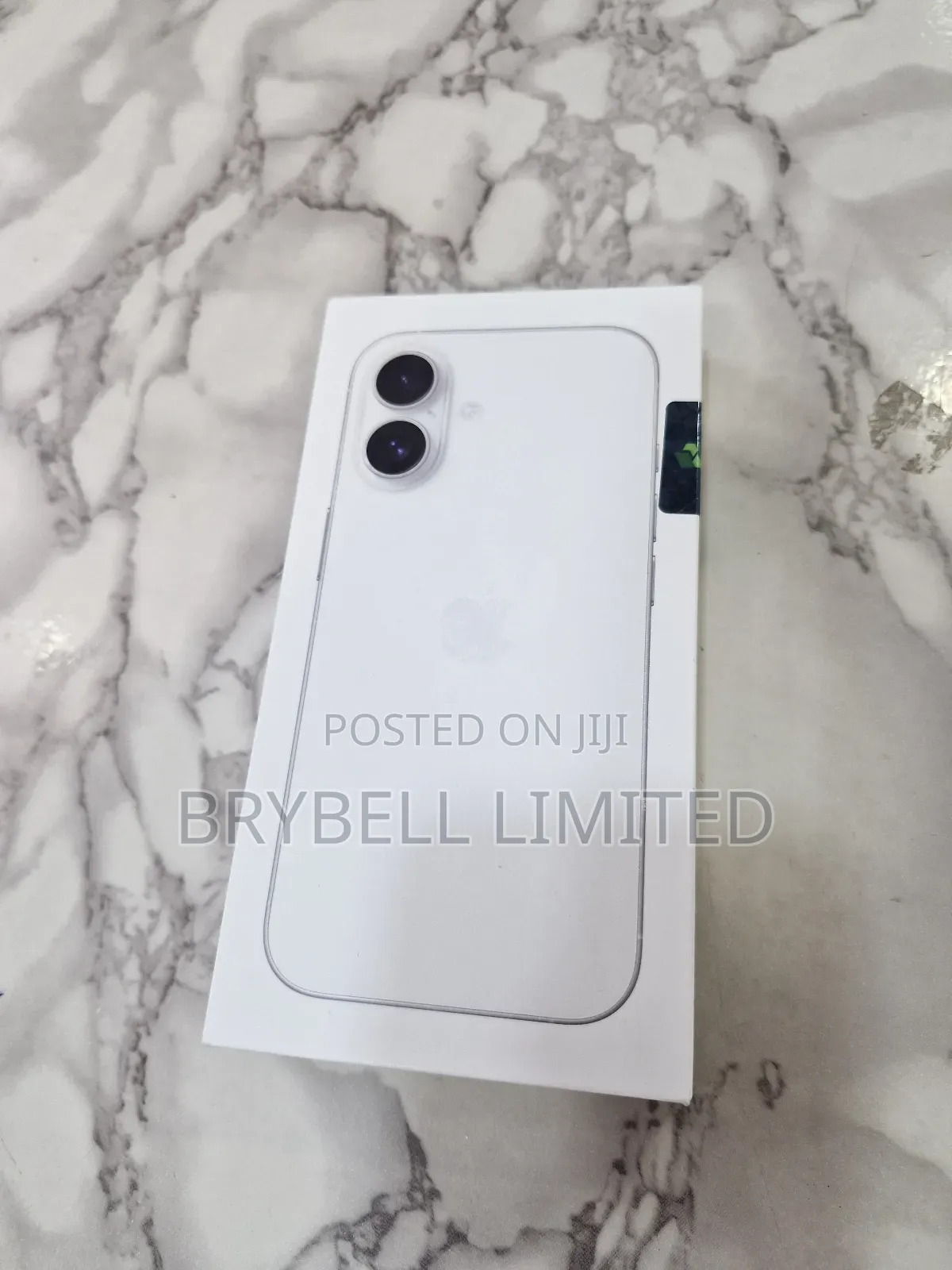 New Apple iPhone 16 128 GB White