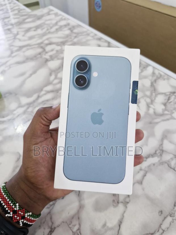 New Apple iPhone 16 128 GB Blue - thumbnail 4