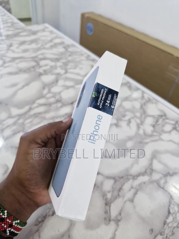 New Apple iPhone 16 128 GB Blue - thumbnail 6