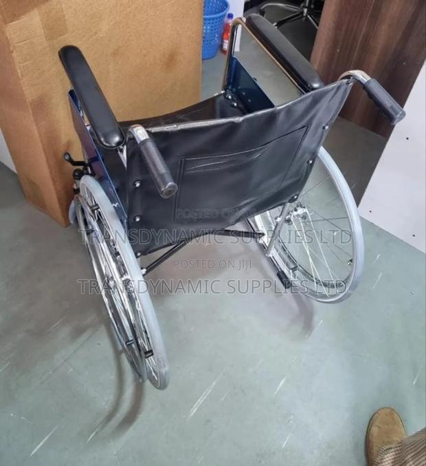 Basic Adult Wheelchair - thumbnail 2