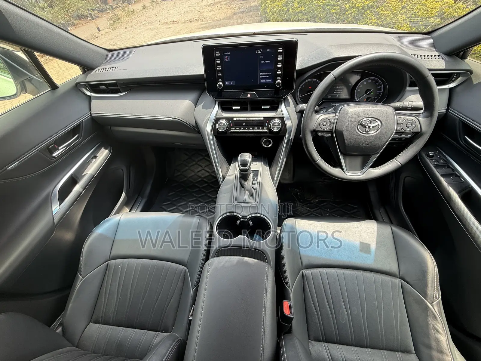 Toyota Harrier 2.0 2020 Pearl