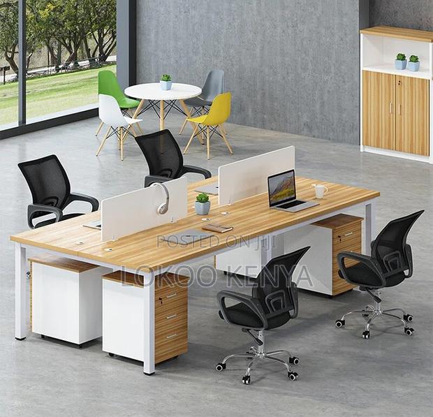 Office Desk : Wooden 2- Way Reception Workstation - thumbnail 3