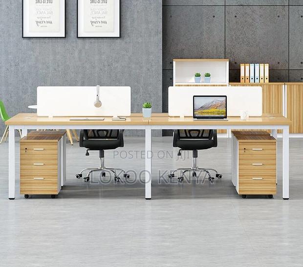Office Desk : Wooden 2- Way Reception Workstation - thumbnail 5