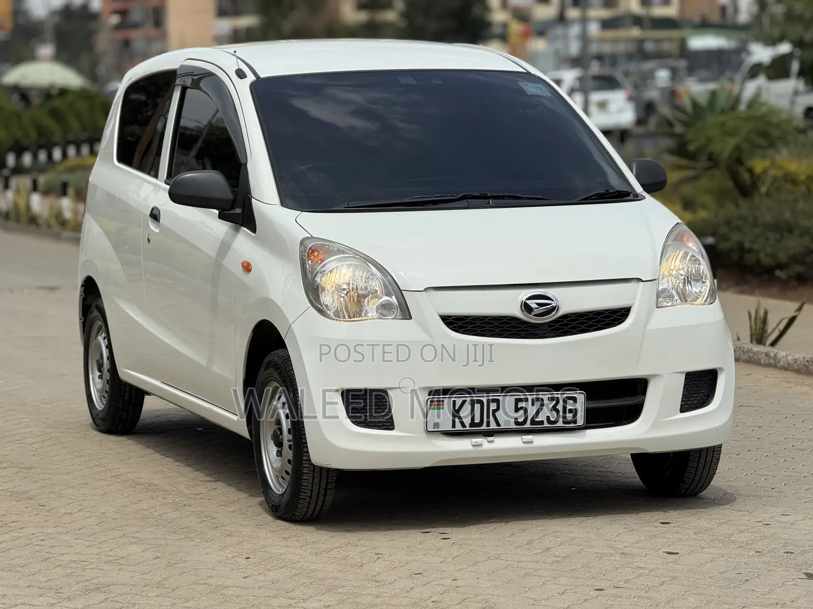 Daihatsu Mira 2017 White
