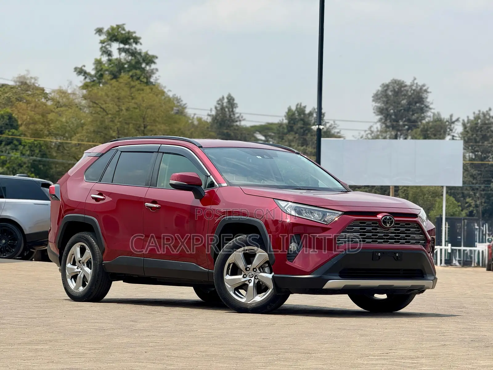 Toyota RAV4 2019 Red