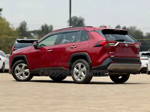Toyota RAV4 2019 Red