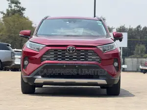 Toyota RAV4 2019 Red