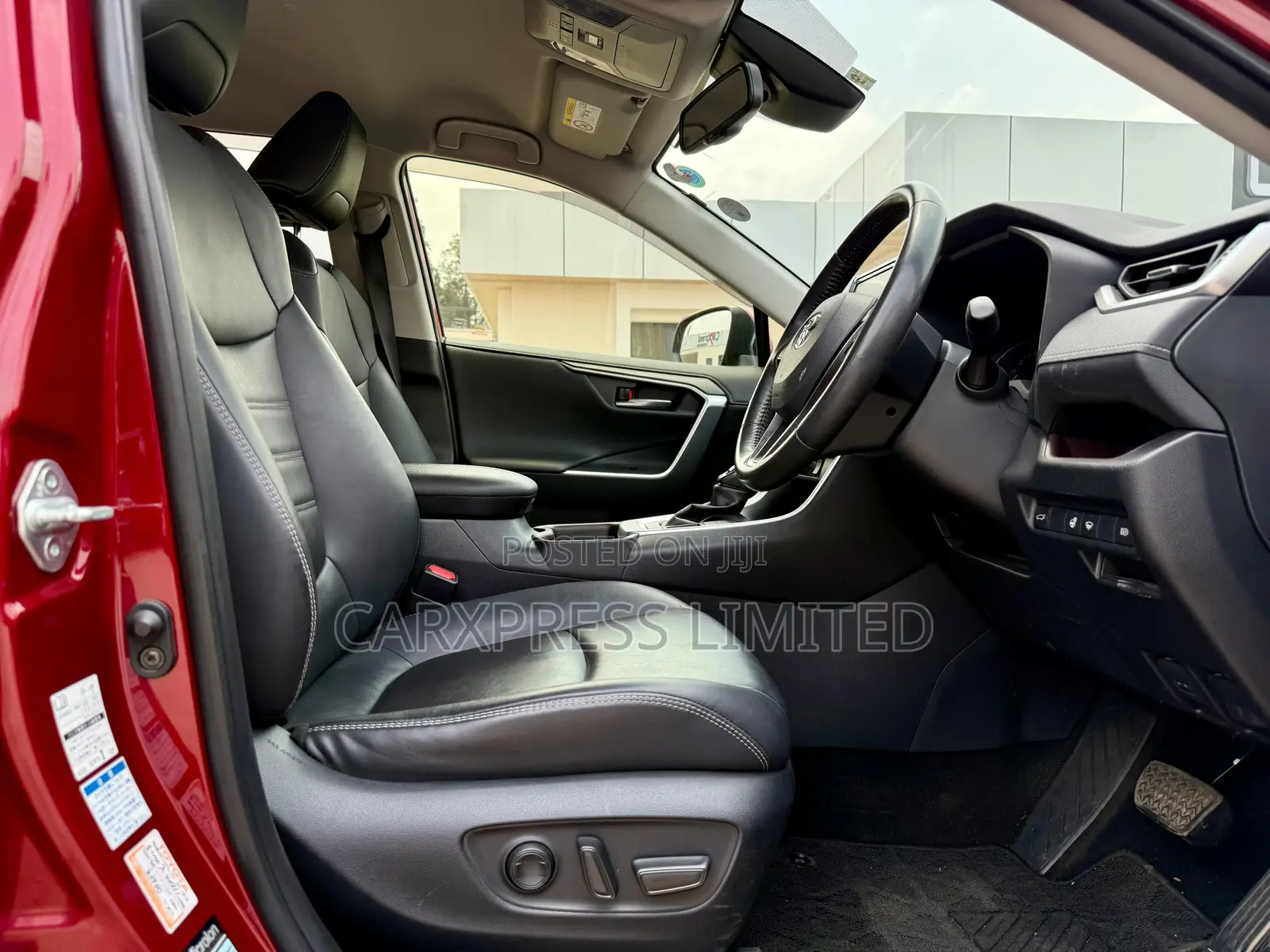 Toyota RAV4 2019 Red