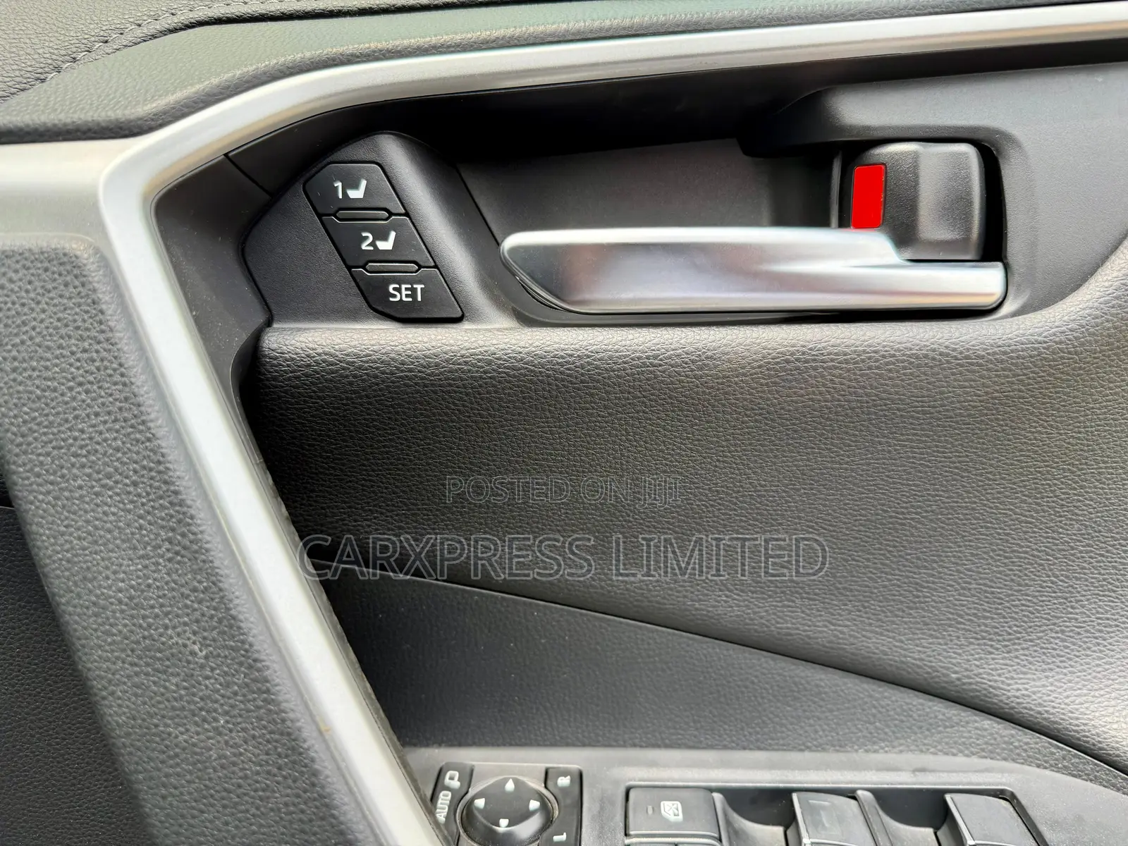 Toyota RAV4 2019 Red