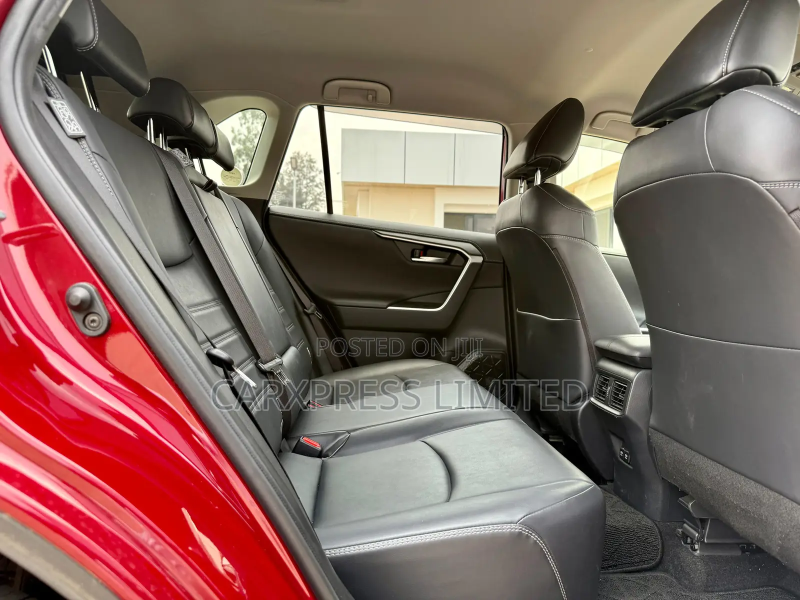 Toyota RAV4 2019 Red