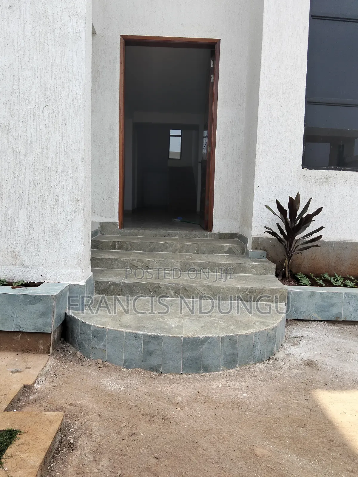 6bdrm House in Kiora Estate, Tinganga for sale