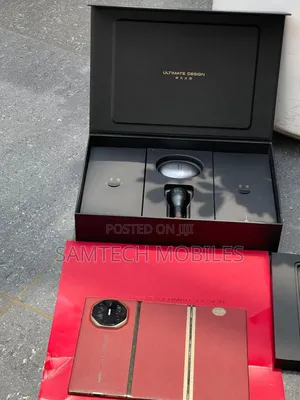 New Huawei Mate XT Ultimate Design 512 GB Red