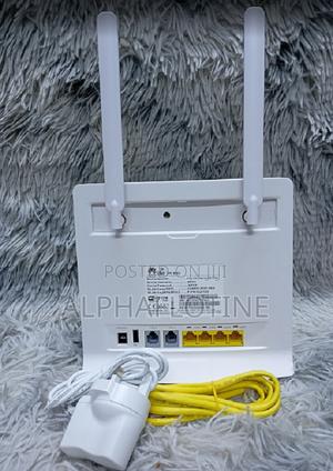 High-Speed Internet Network Device Huawei Lte Cpe B593 Router - main view