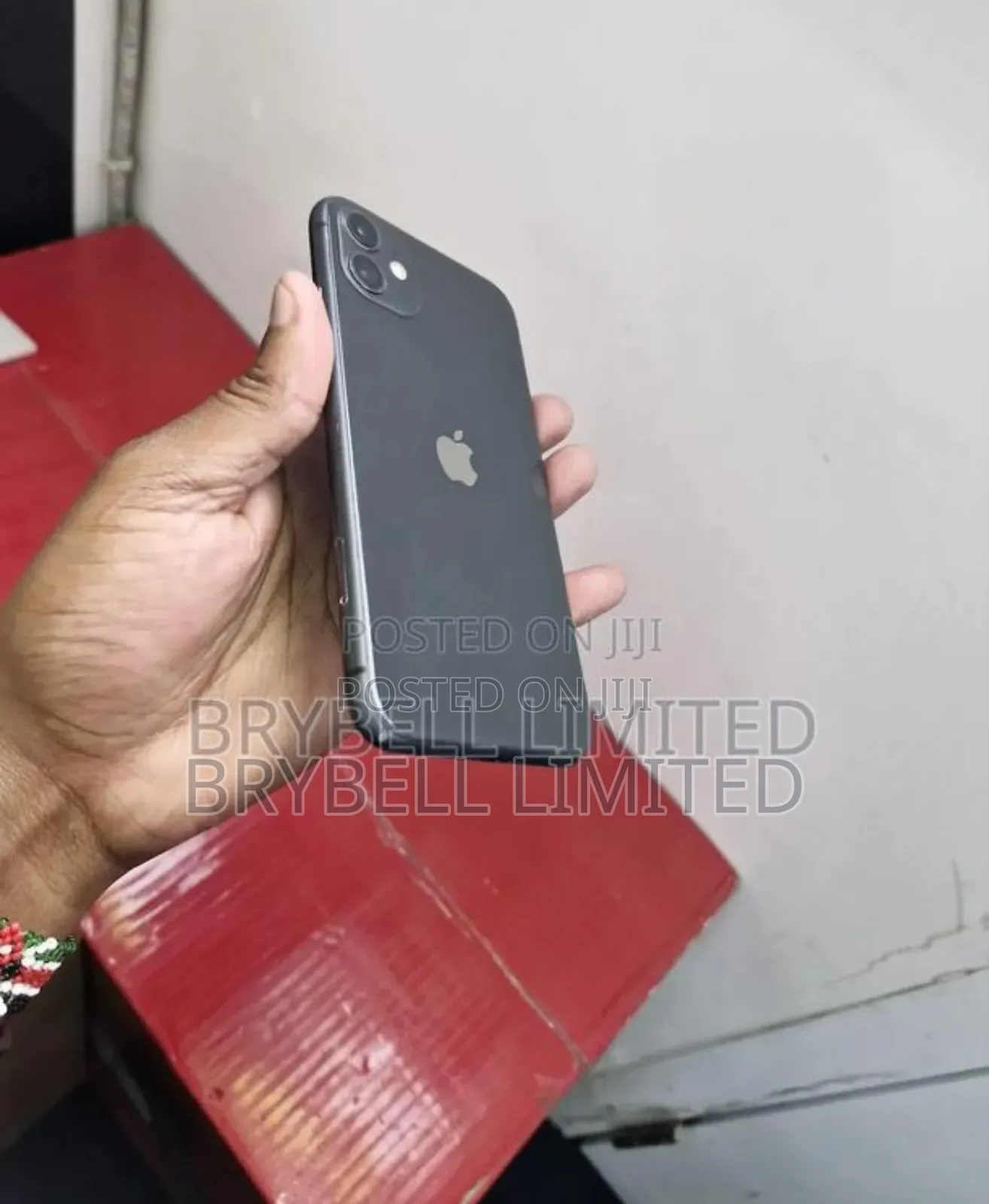 Apple iPhone 11 64 GB Black