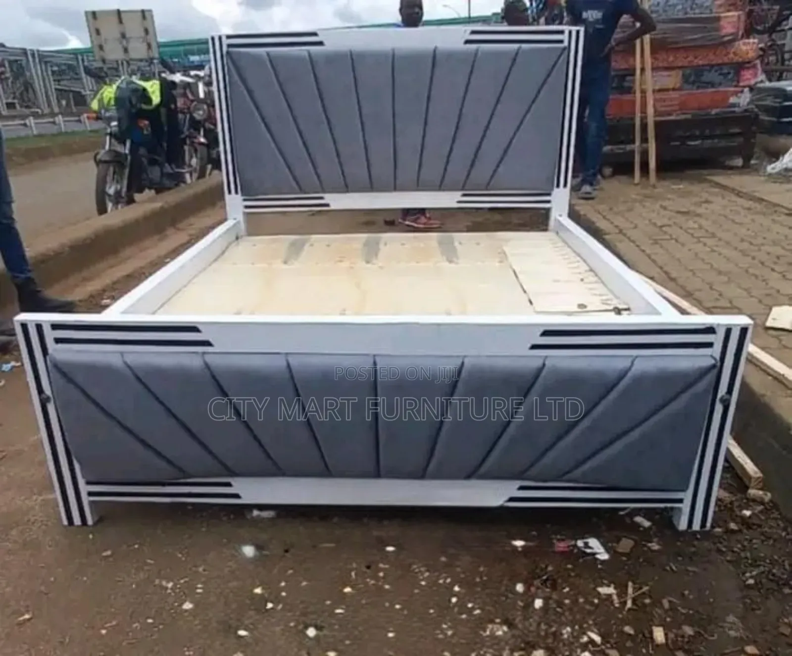 Adored Mocket Beds