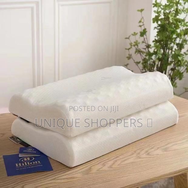 High Quality Latex Orthopedic Pillows - thumbnail 3