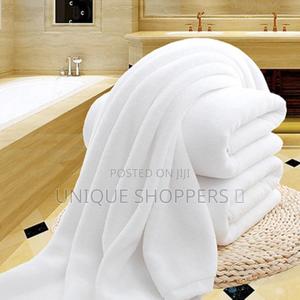 Quality White Towel - thumbnail 2