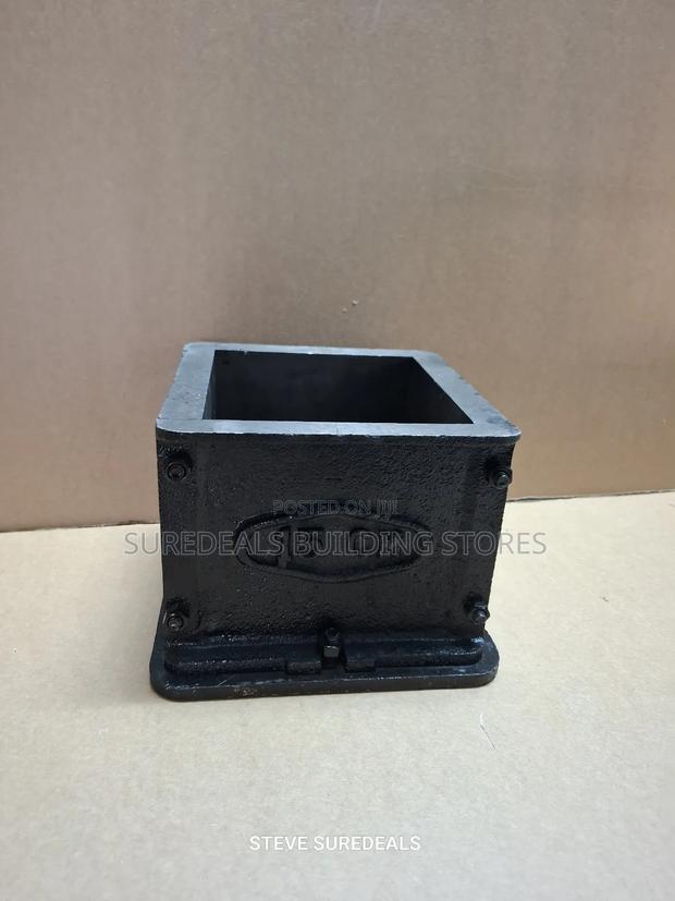 Cast Iron Cube Mould for Testing Concrete Strength - main view