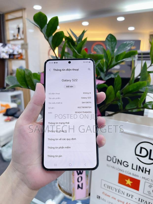 Samsung Galaxy S22 5G 256 GB Gray - thumbnail 4