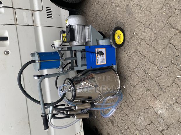 Dairy Machine/Milking Machine - thumbnail 3