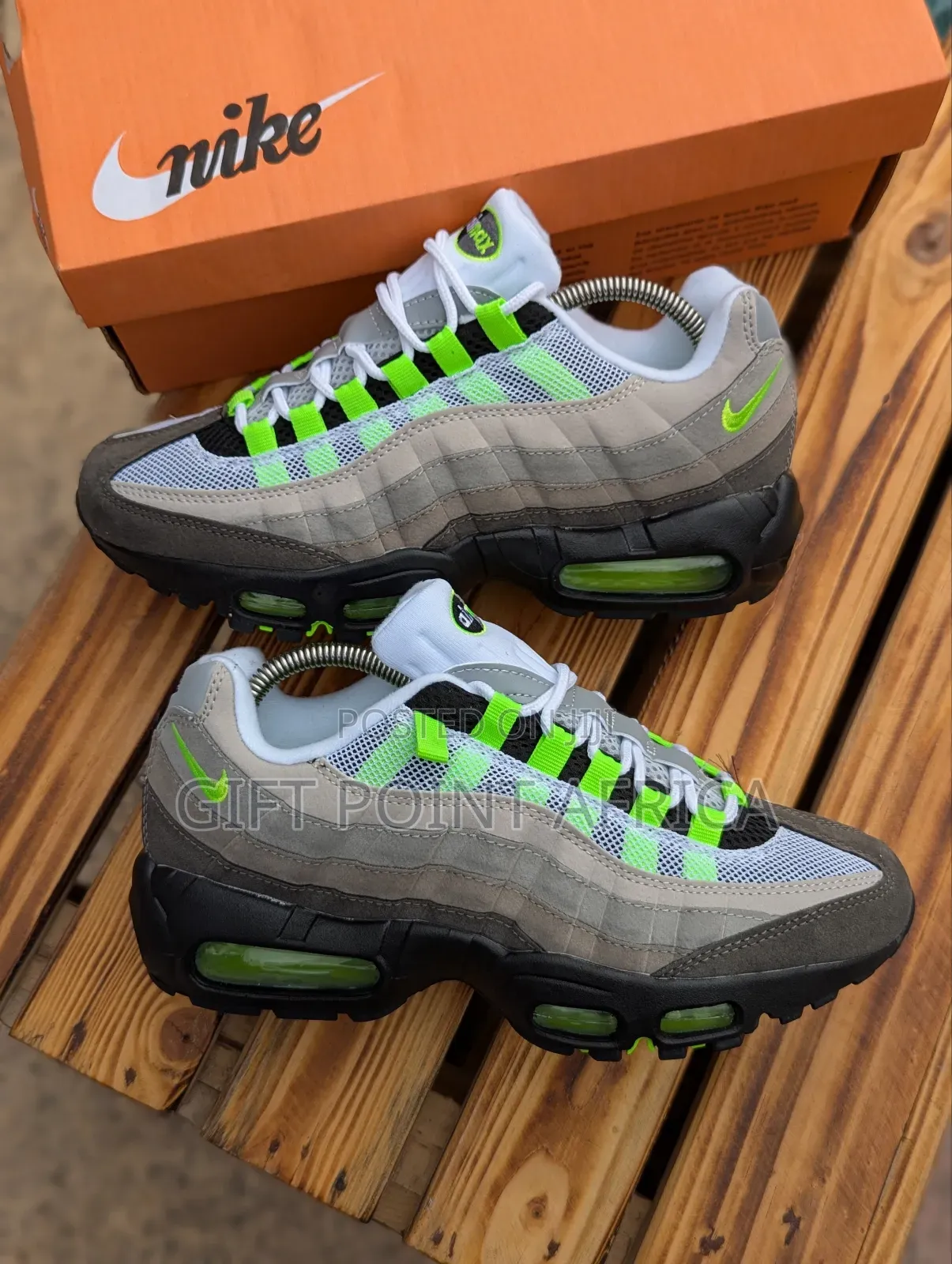 *Airmax 95 Neon*