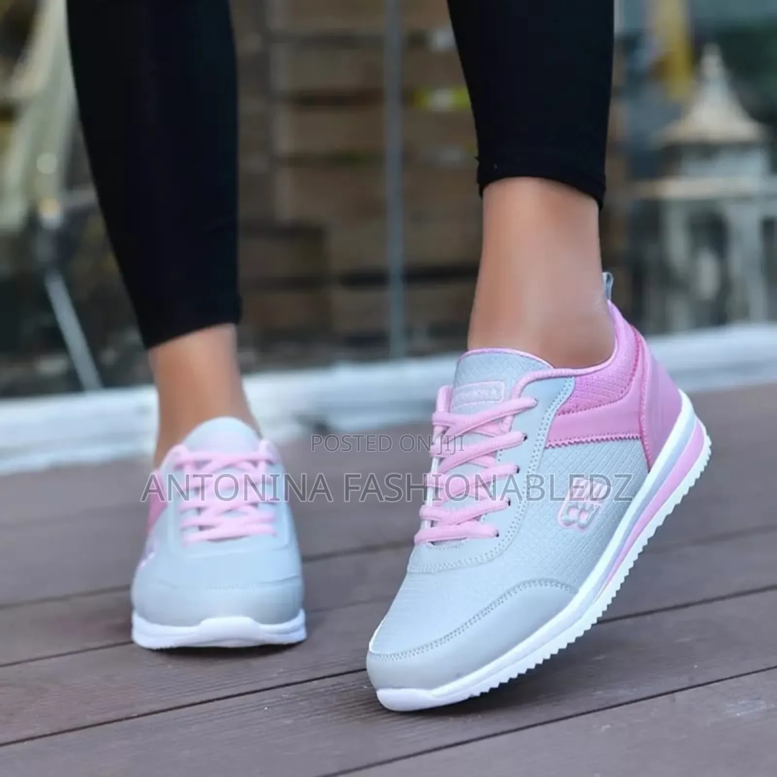 Ladies Cute Sneakers