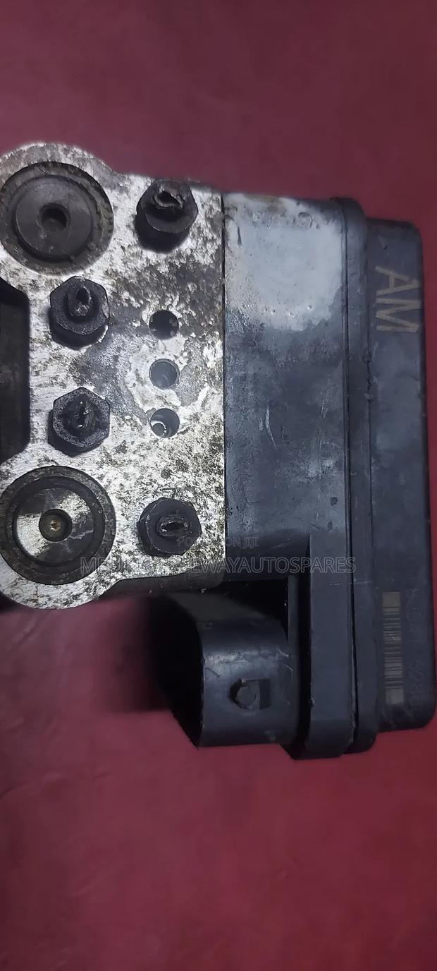 Abs Pump Actuator Toyota Probox Am - thumbnail 2