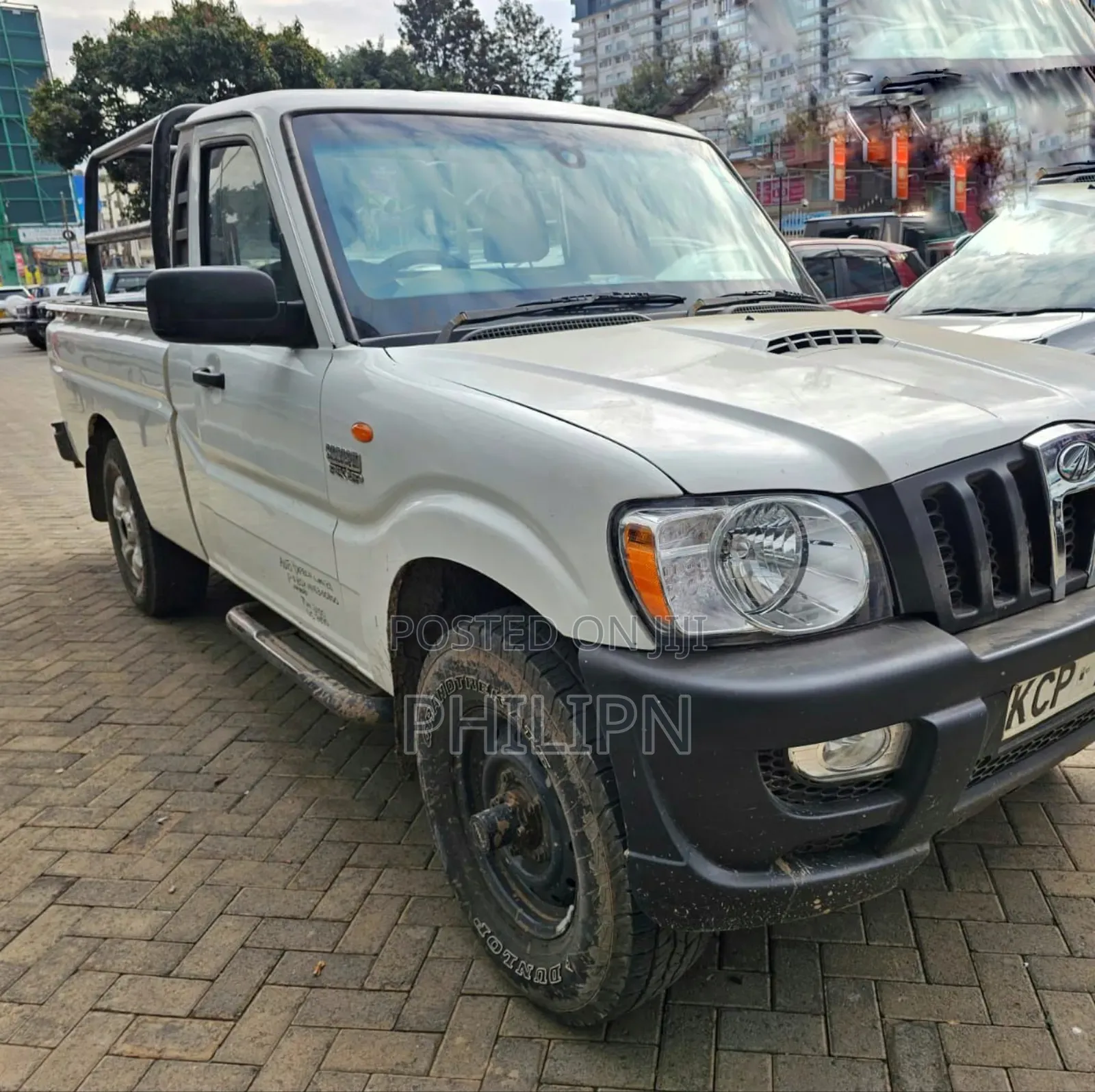 Mahindra Scorpio 2015 White
