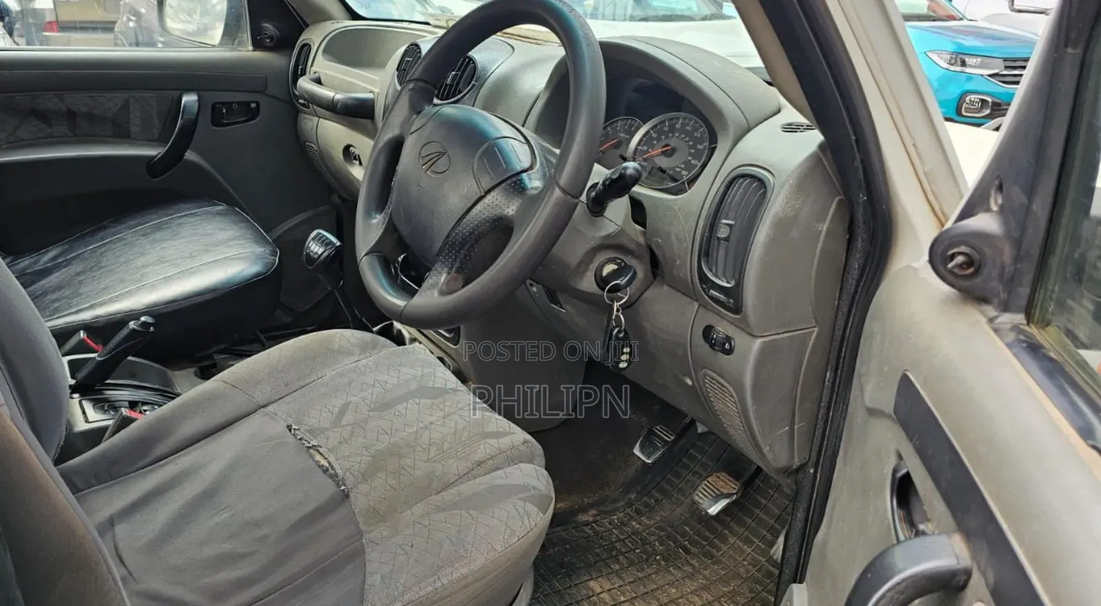 Mahindra Scorpio 2015 White