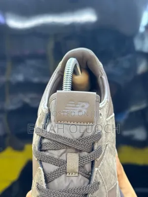 New Balance 327 “ Mushroom ” Sizes: 40-45