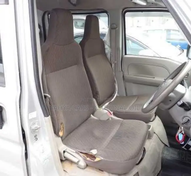 Nissan NV100 Clipper 2018 Silver