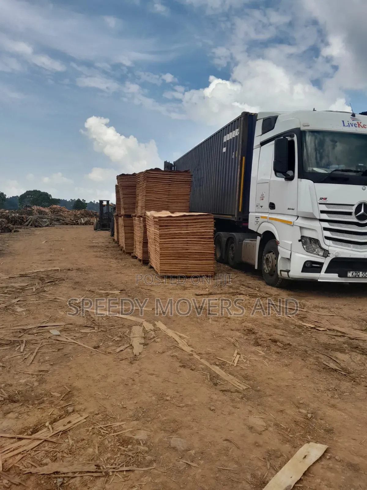 Flatbed/Boxbody Accessible for Jobs