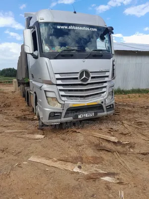 Flatbed/Boxbody Accessible for Jobs