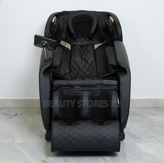 Zero Gravity Full Body Massage Chair - thumbnail 2