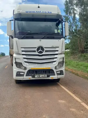 Highsided Trailer for Goods Delivery Available