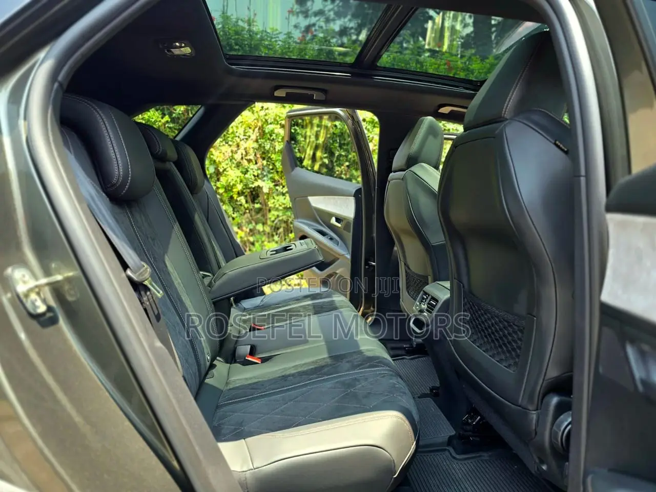 Peugeot 3008 2018 Green