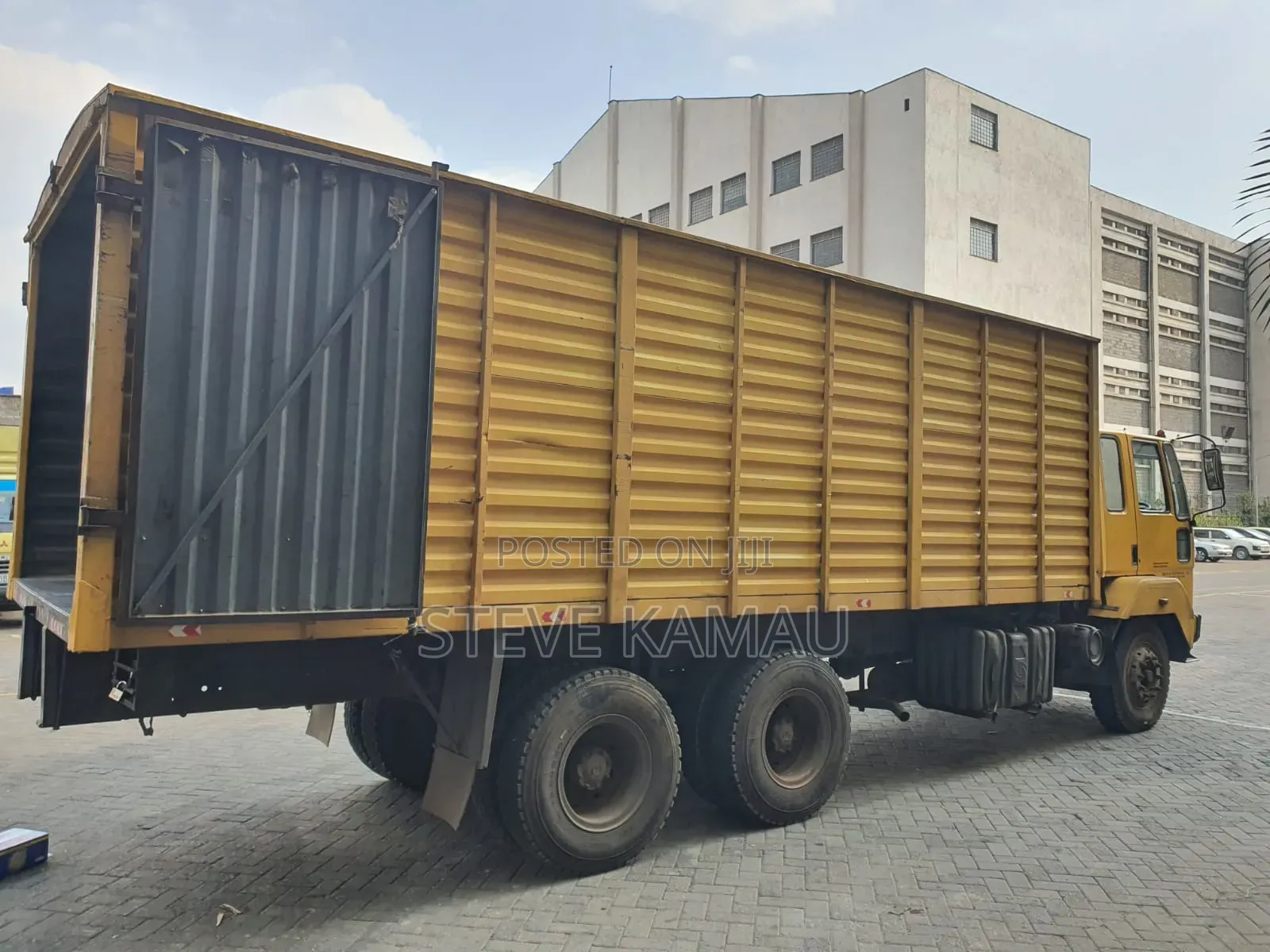 Ashok Leyland 2518 KCG