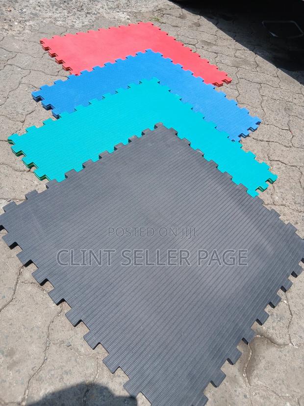 Interlocking Workout Mats (Gym Mats) - main view