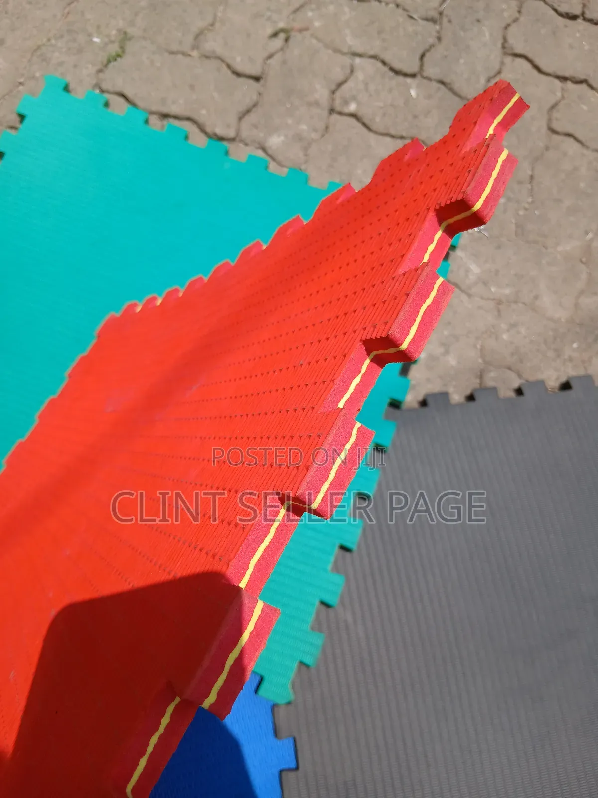 Puzzle Mat / Interlocking Gym Mats