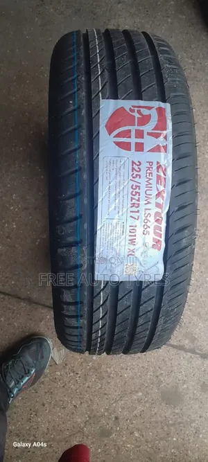 225 55r17 Zextour