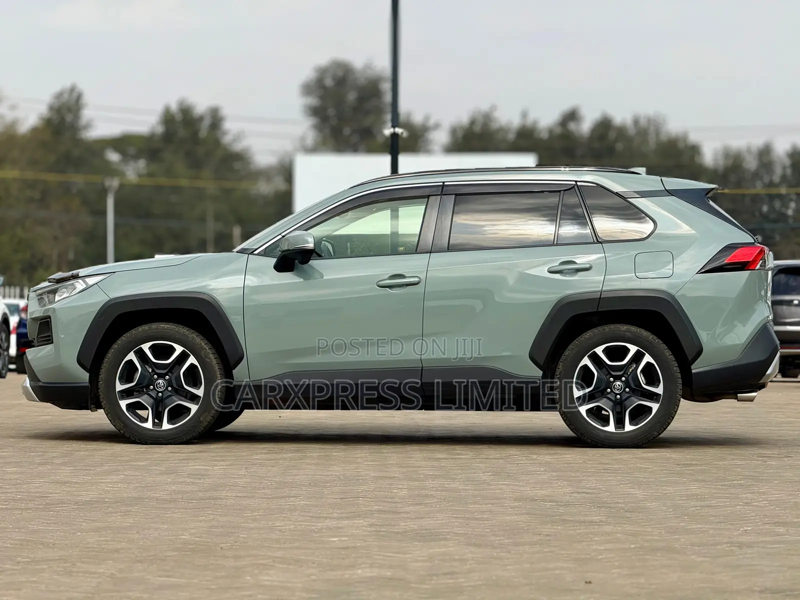 Toyota RAV4 2019 Green