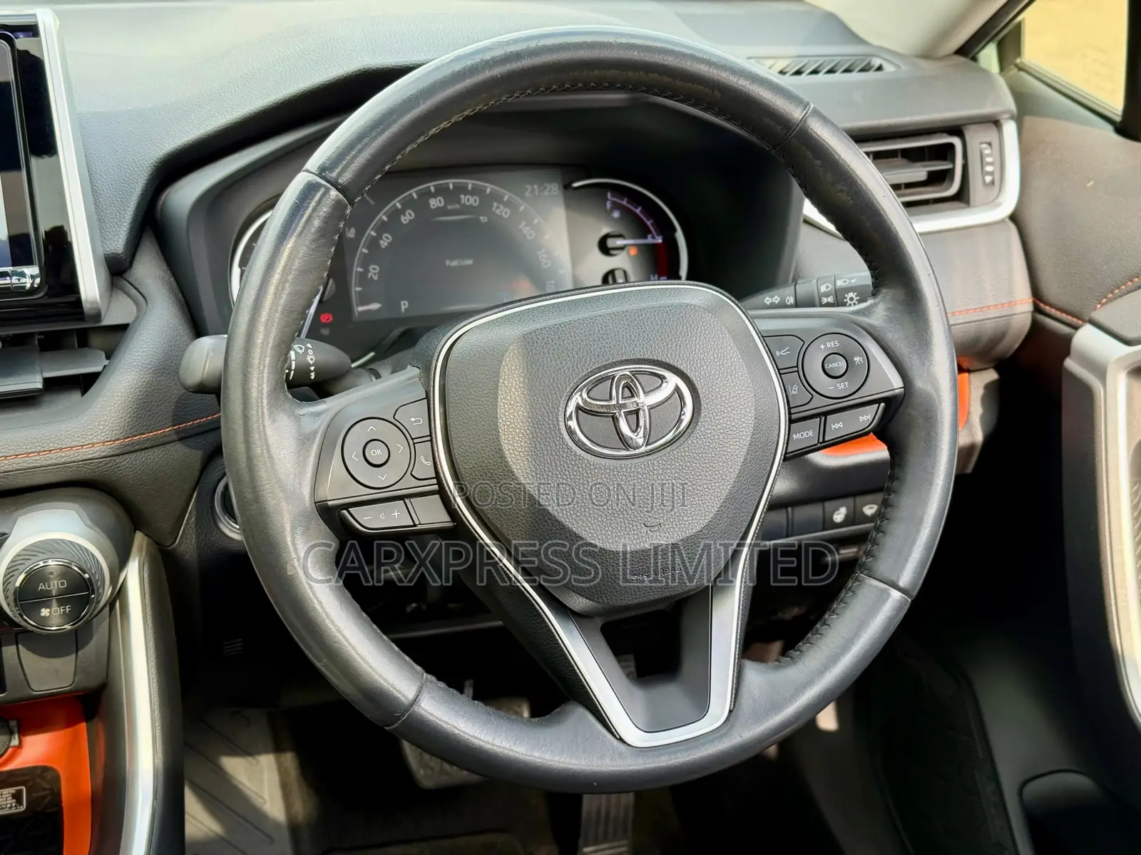 Toyota RAV4 2019 Green