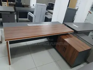 Premium Finish Functional Design Advanced Desk