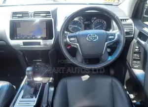 Toyota Land Cruiser Prado 2.8 2020 Blue