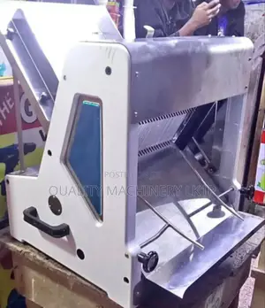 Commercial Bread Slicer Machine
