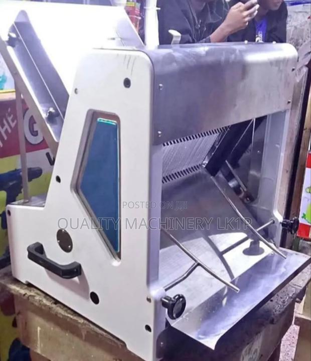 Commercial Bread Slicer Machine