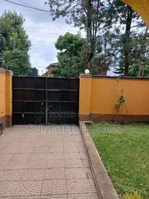3bdrm Maisonette in South C for sale
