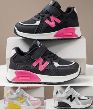 Cute Sneakers Shoes - main view