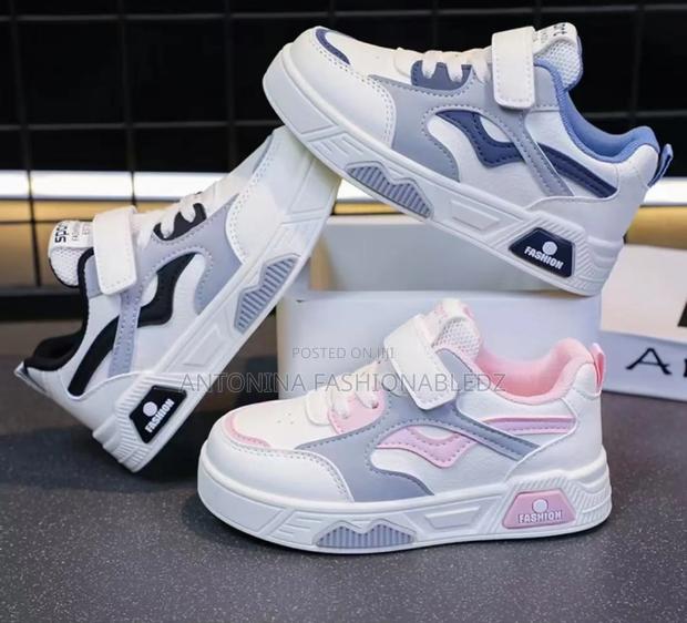 Nice Cute Sneakers 26-37