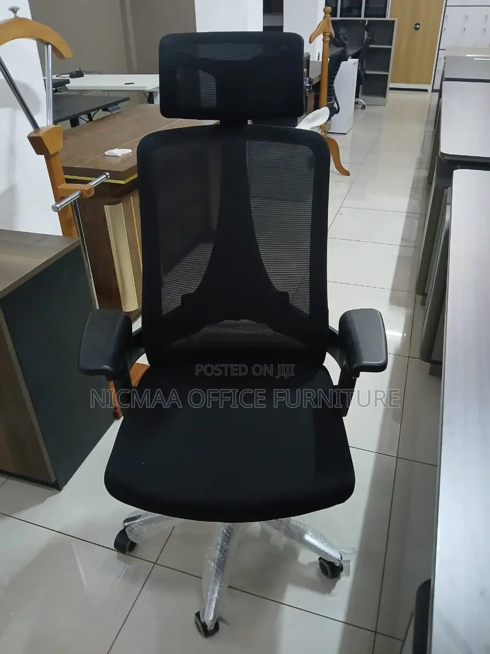 Executive Comfort Meets Modern Design Seat
